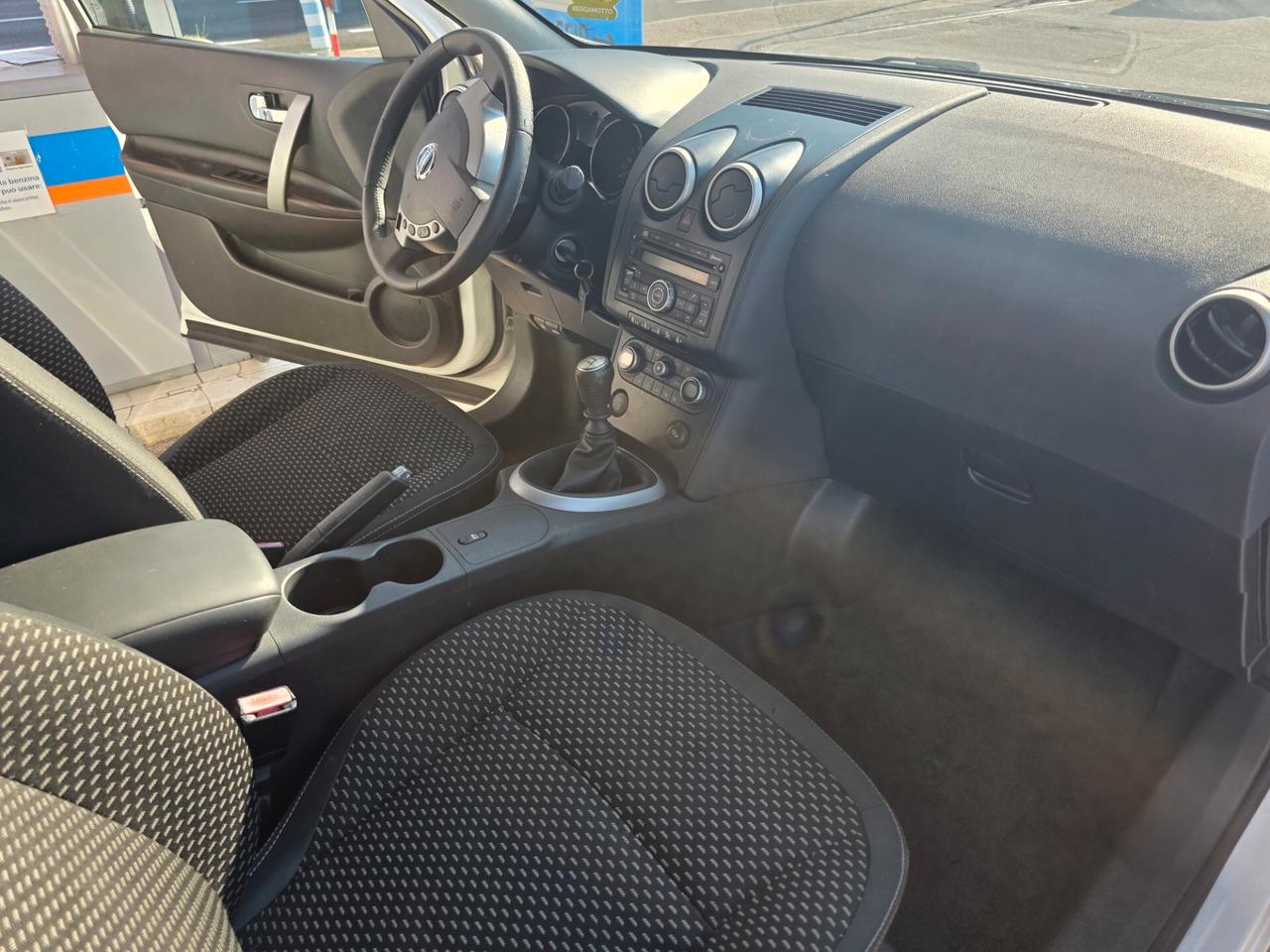 Nissan Qashqai 1.5 dCi Tekna con 188.000km Neopatentati ok