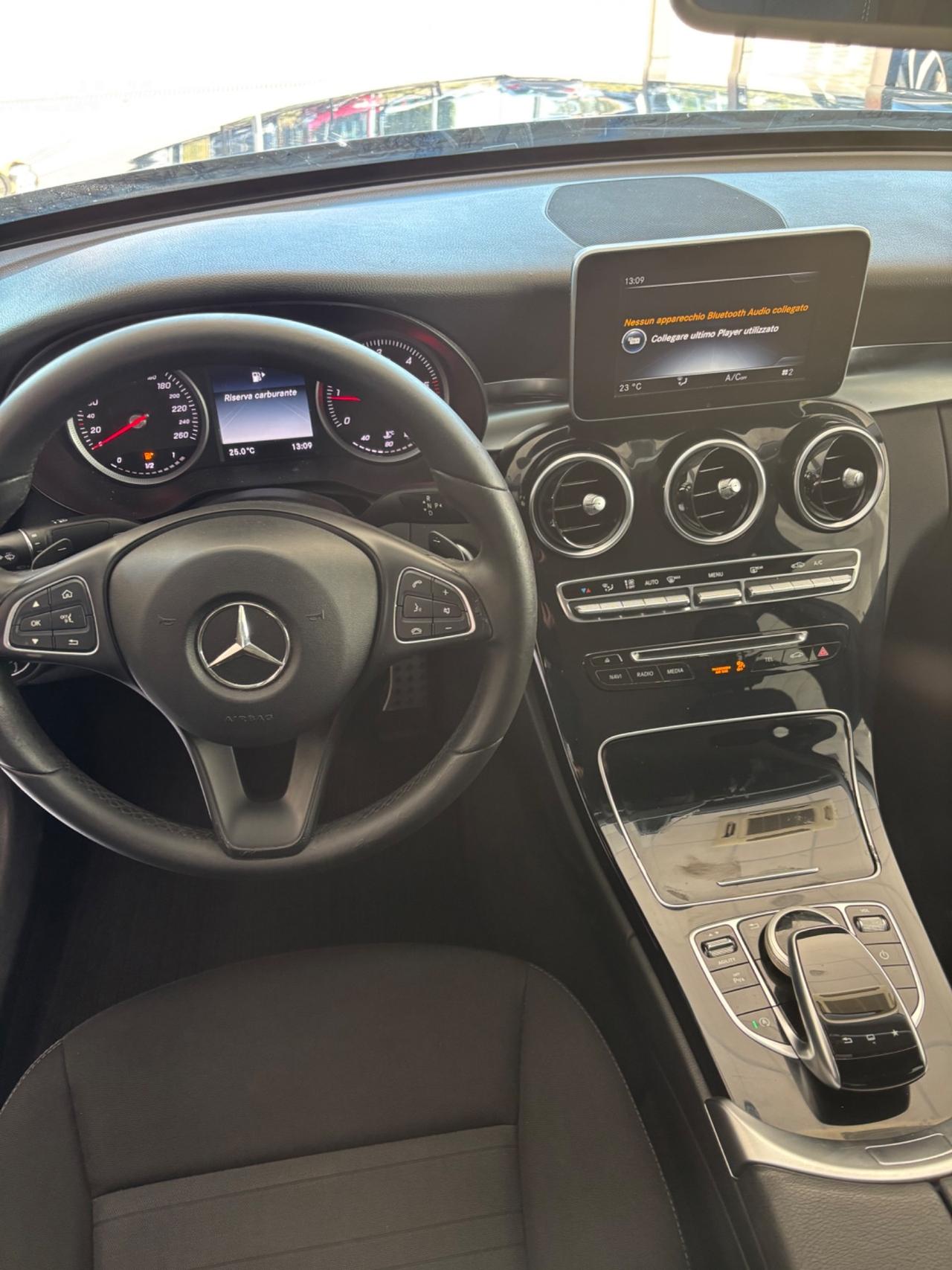 Mercedes-benz C 180 d Auto Premium Plus