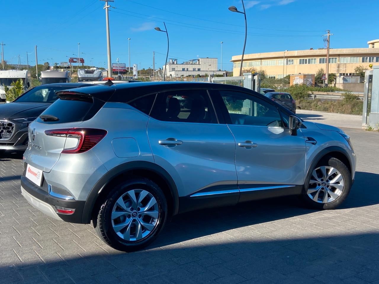 Renault Captur 1.3 tce Intens 140cv