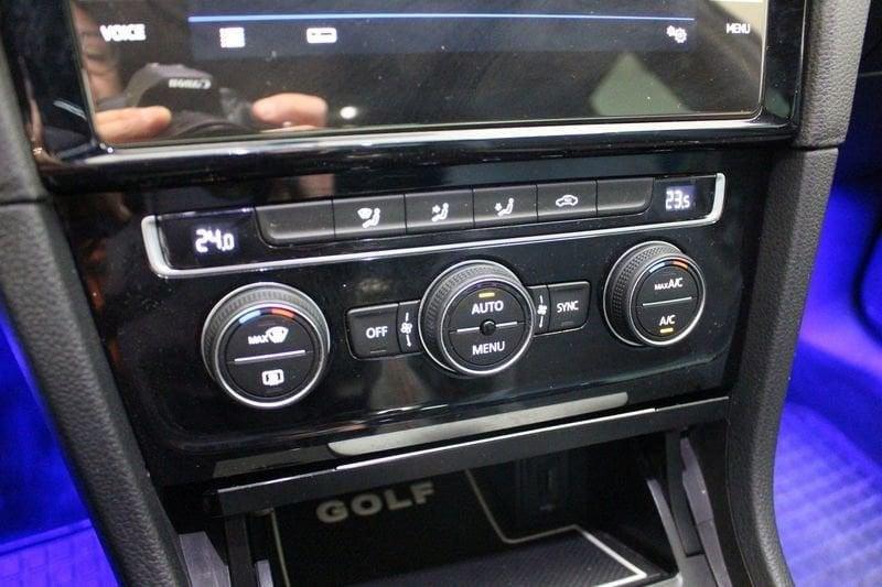 Volkswagen Golf 1.6 TDI R-Line Sport BMT Akrapovic