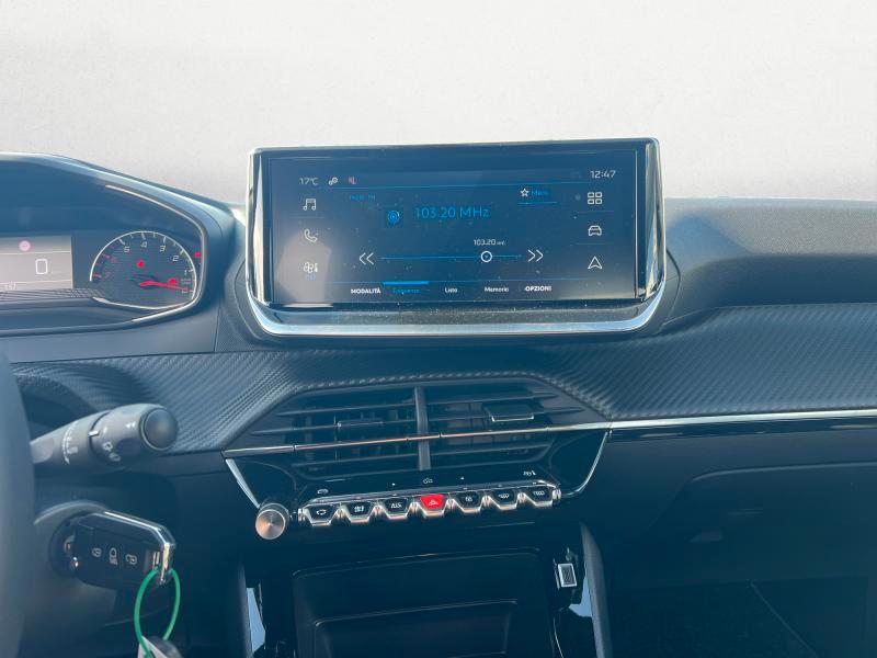 Peugeot 2008 PureTech 100 S&S Style KM0
