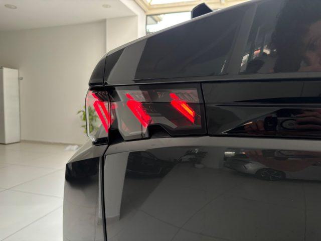 PEUGEOT 3008 Hybrid 136 e-DCS6 GT tua da ?399,00