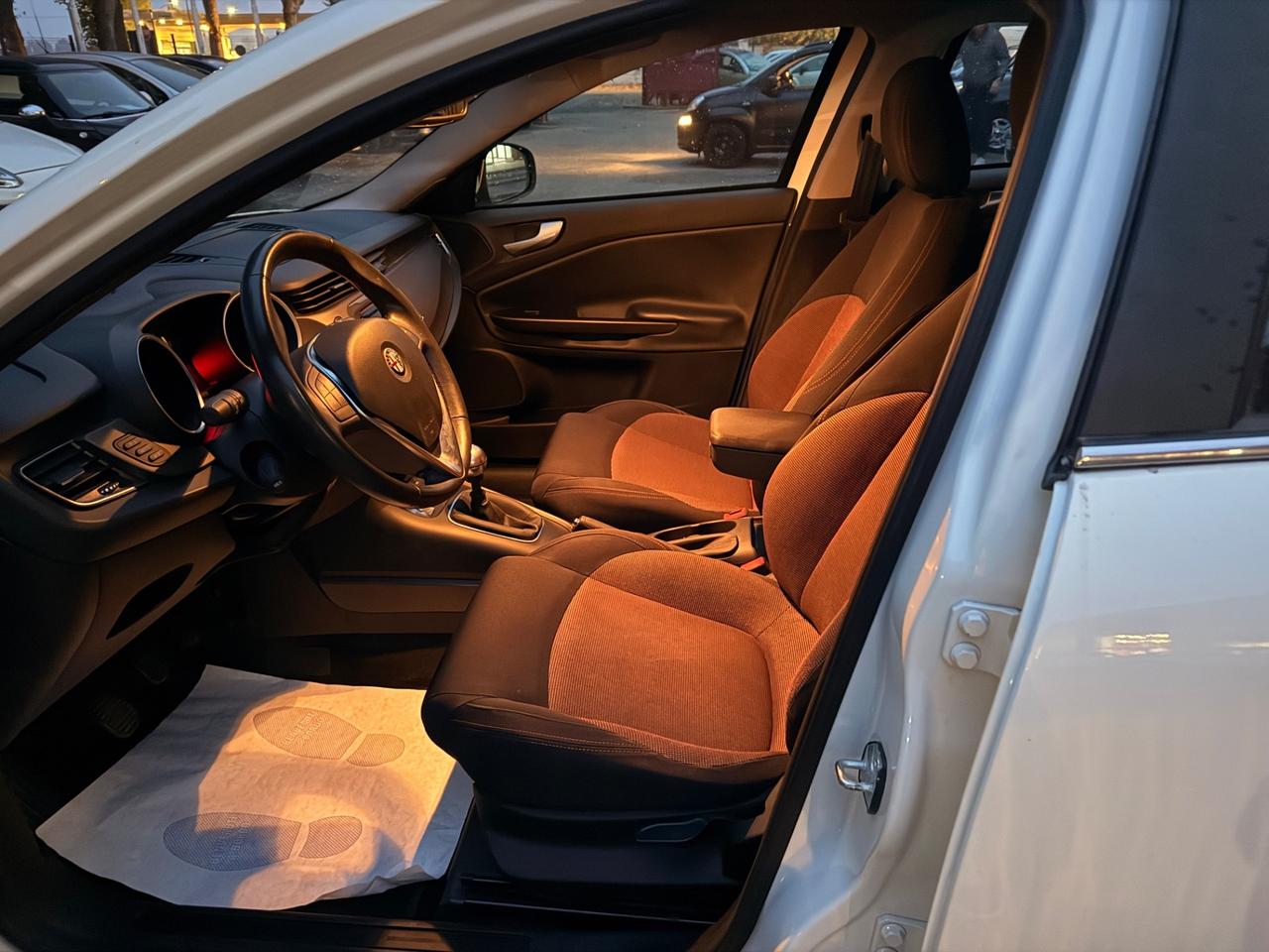 Alfa Romeo Giulietta 1.4 Turbo MultiAir Distinctive