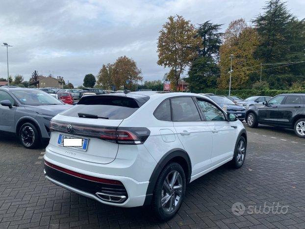 VOLKSWAGEN Taigo 1.0 TSI 110 CV DSG R-Line