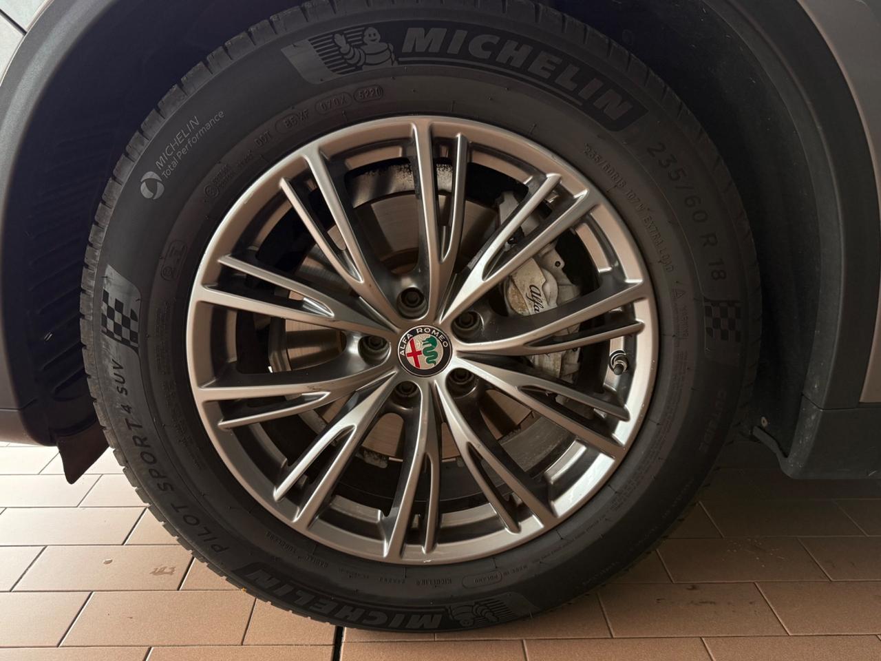 Alfa Romeo Stelvio 2.2 Turbodiesel 180Cv E6