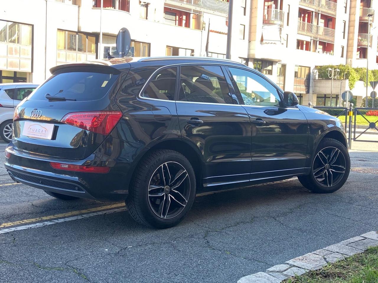 Audi Q5 Advanced Plus 2.0 TDI DPF