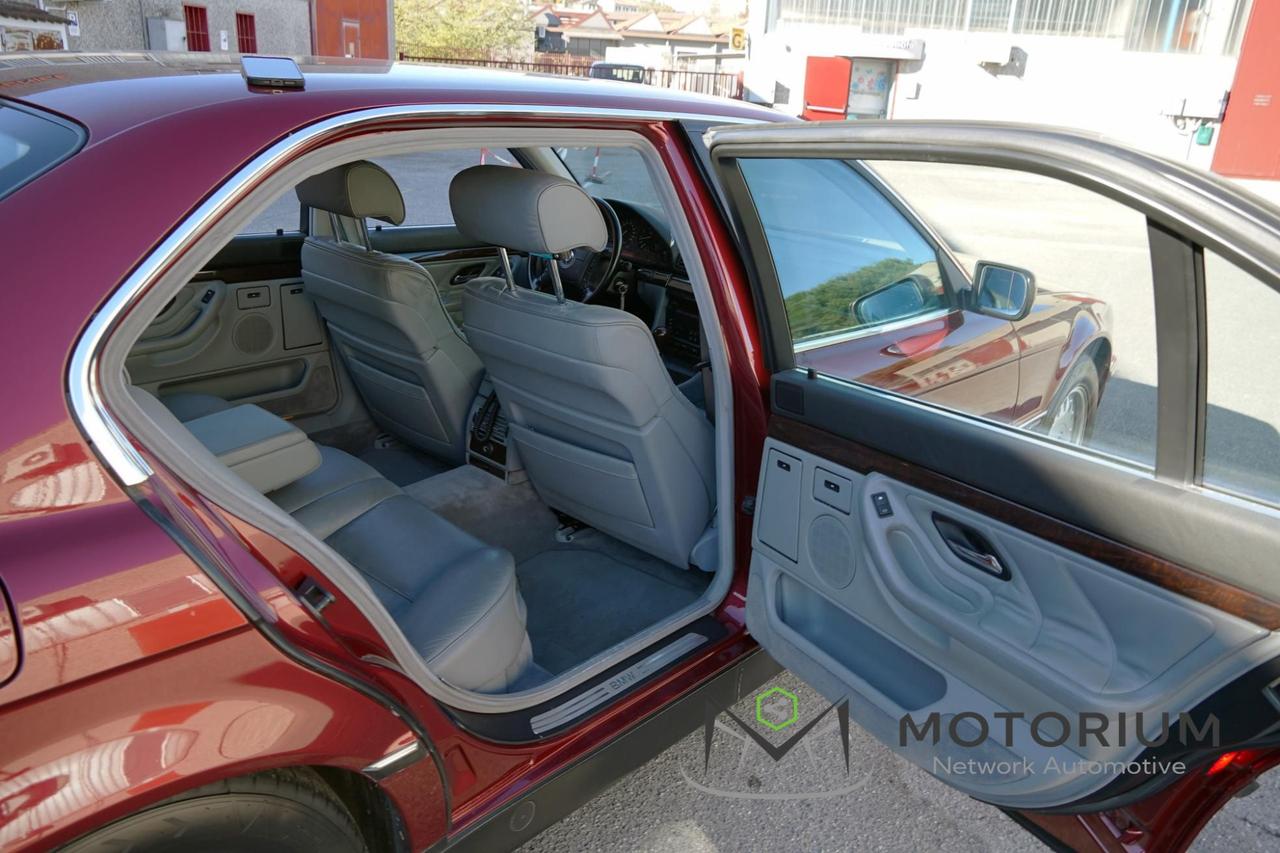 BMW 740 iL E38 V8 286CV LUNGA - 1994 - ISCRITTA ASI