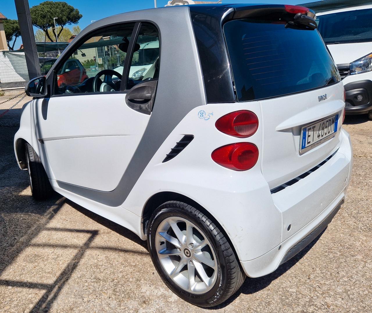 Smart ForTwo 1000 52 kW coupé passion
