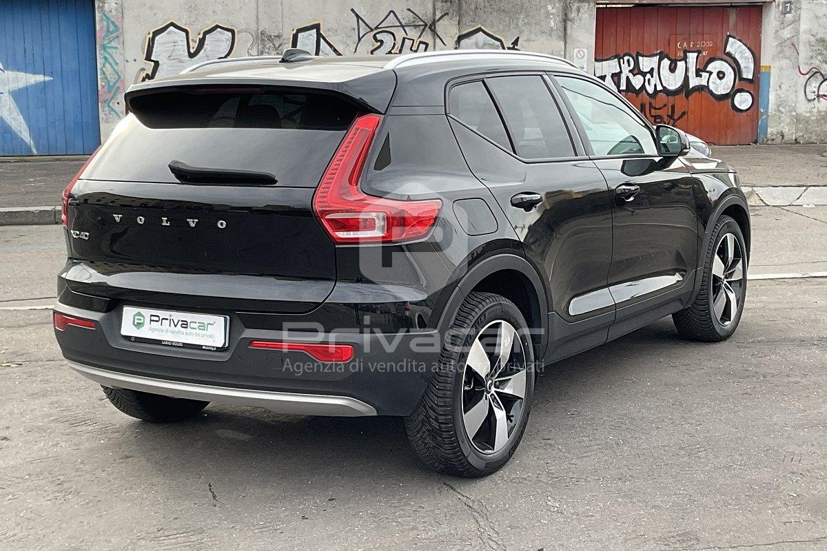 VOLVO XC40 T3 Geartronic Momentum Pro