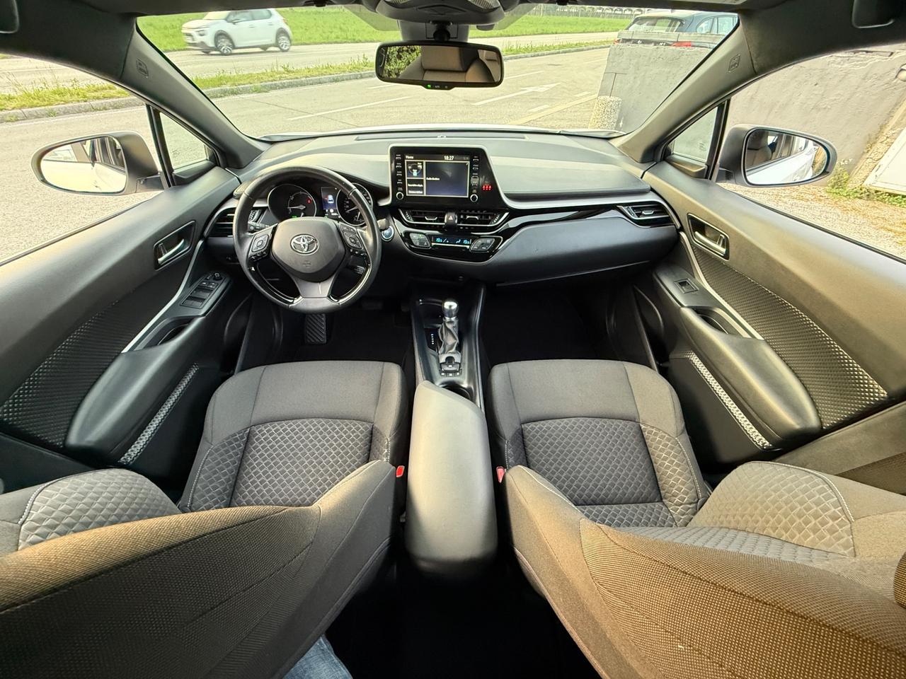 Toyota C-HR 1.8 Hybrid E-CVT 2023 **76.000Km**