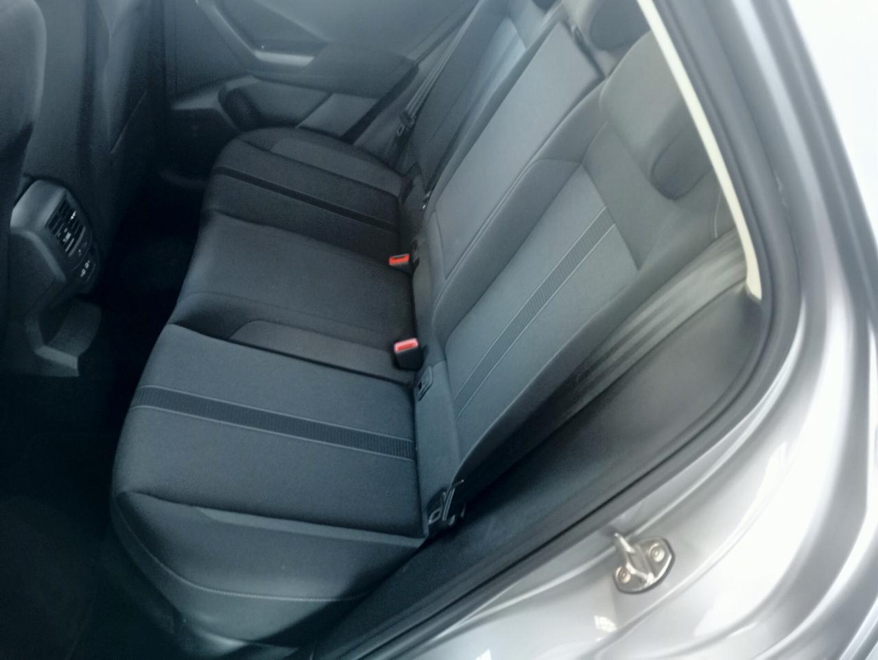 Volkswagen T-Roc 2.0 TDI 150 CV DSG 3.700 Km Style