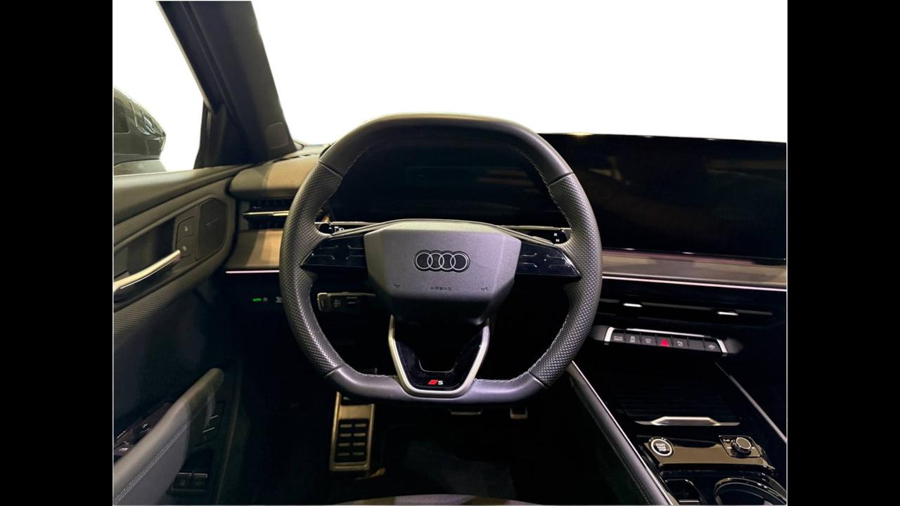 Audi Audi Q3 SUV Business e-hybrid 200 kW S tronic