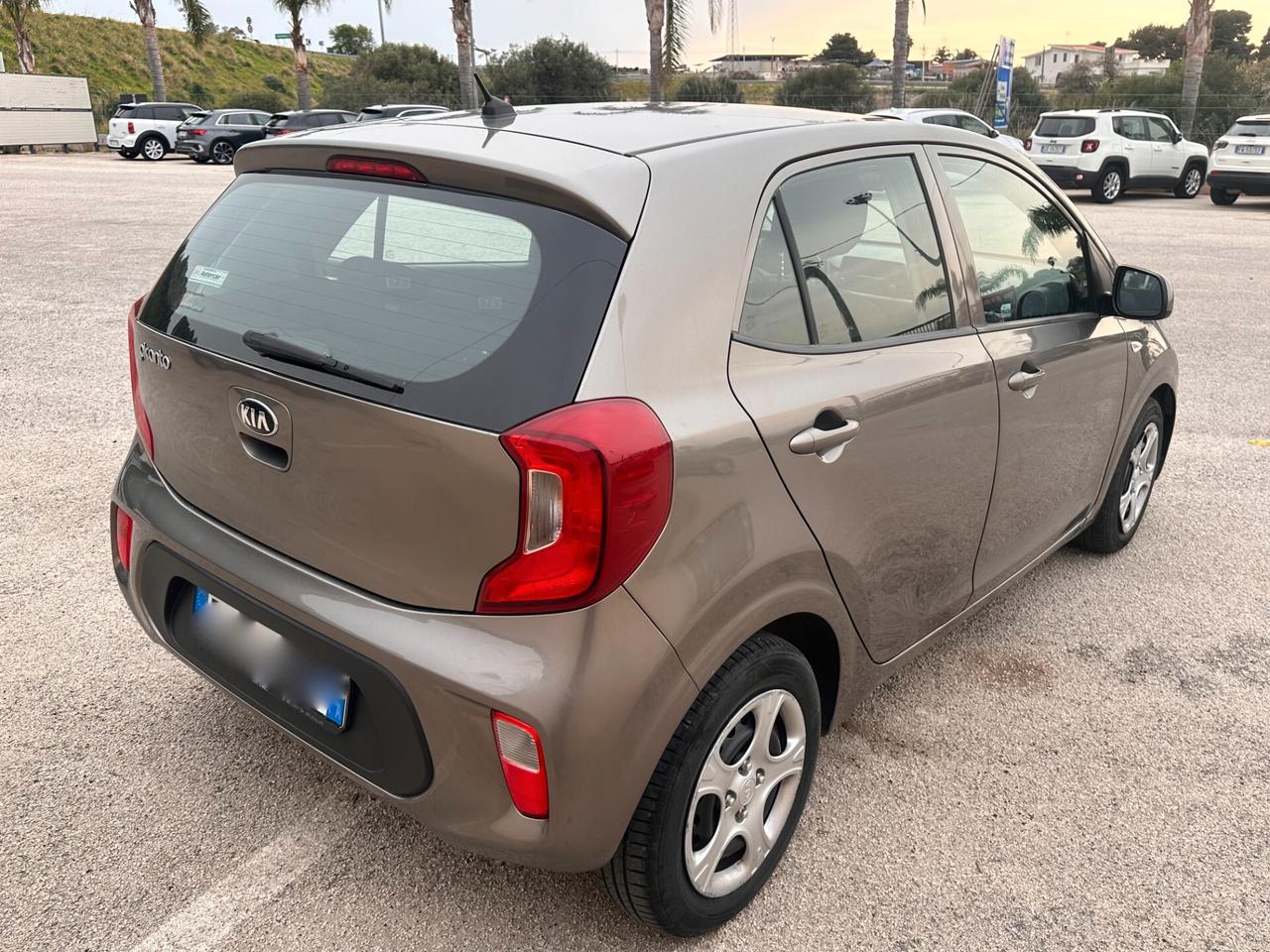 Kia Picanto 1.0 12V 5 porte Active