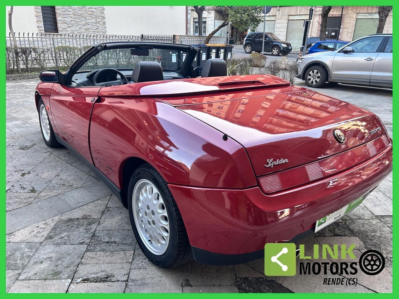 Alfa Romeo Spider 2.0i 16V Twin Spark cat 04/1995