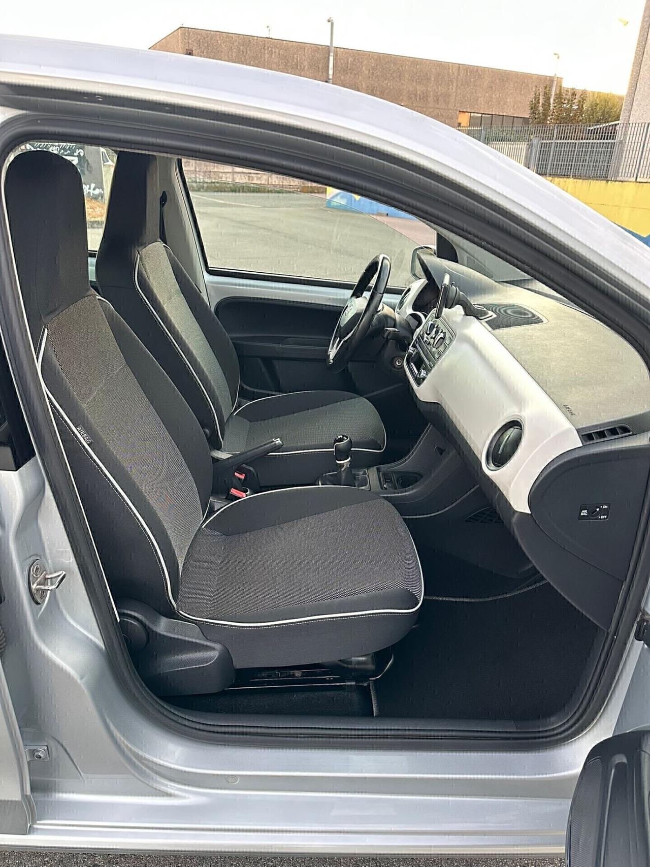 Seat Mii 1.0 68 CV 5 porte Chic Ecofuel