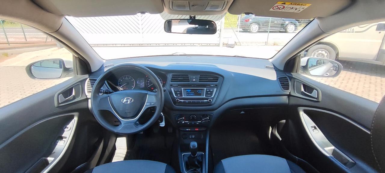 Hyundai i20 1.2 5 porte Go