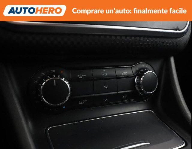 MERCEDES-BENZ A 180 d Premium