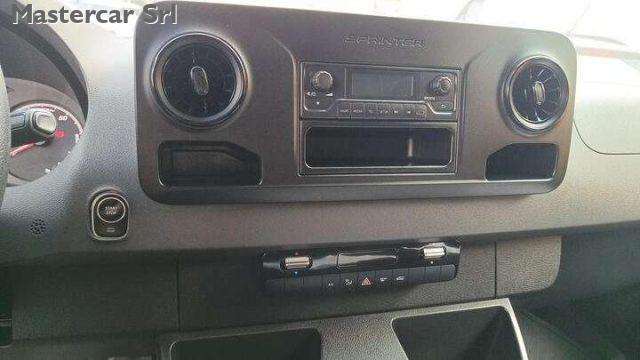 MERCEDES-BENZ Sprinter 100% elettrico p: 929kg eSprinter TG: GG160WT