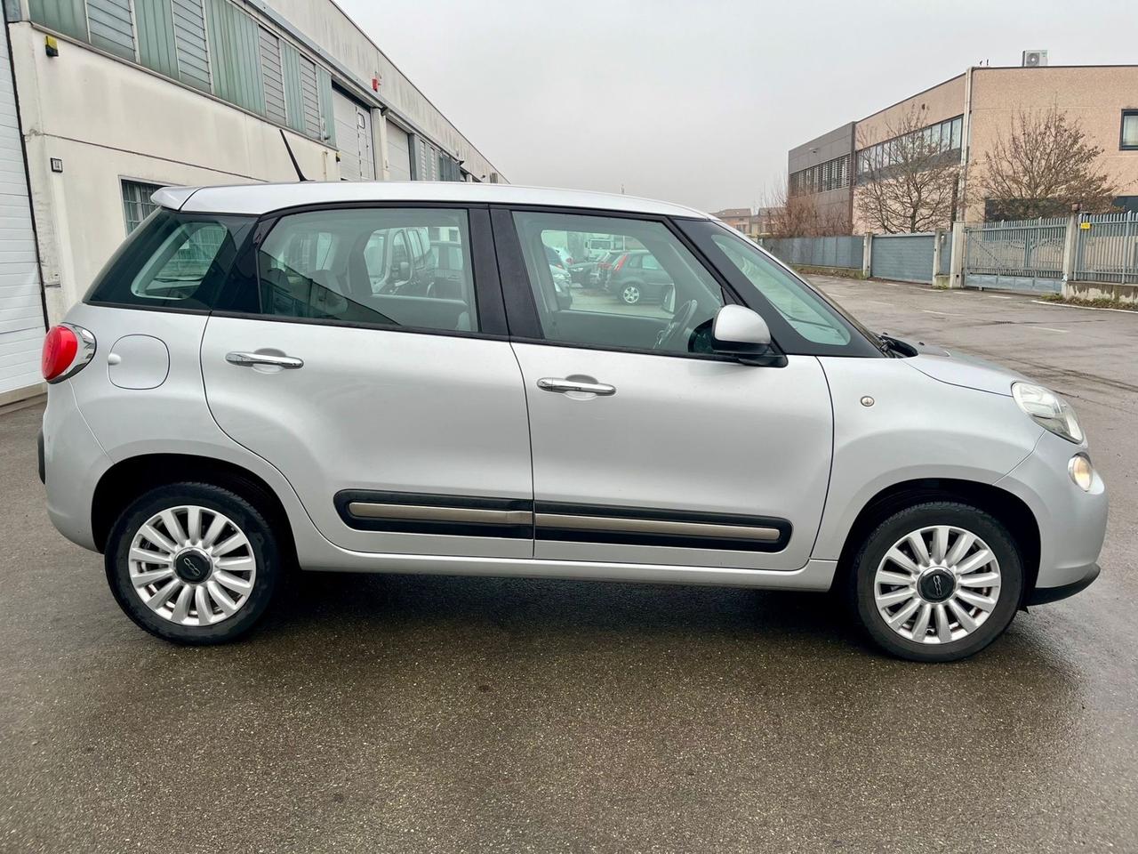 Fiat 500L 0.9metano(scadenza 5/2027) 2015 135.000km perfetta