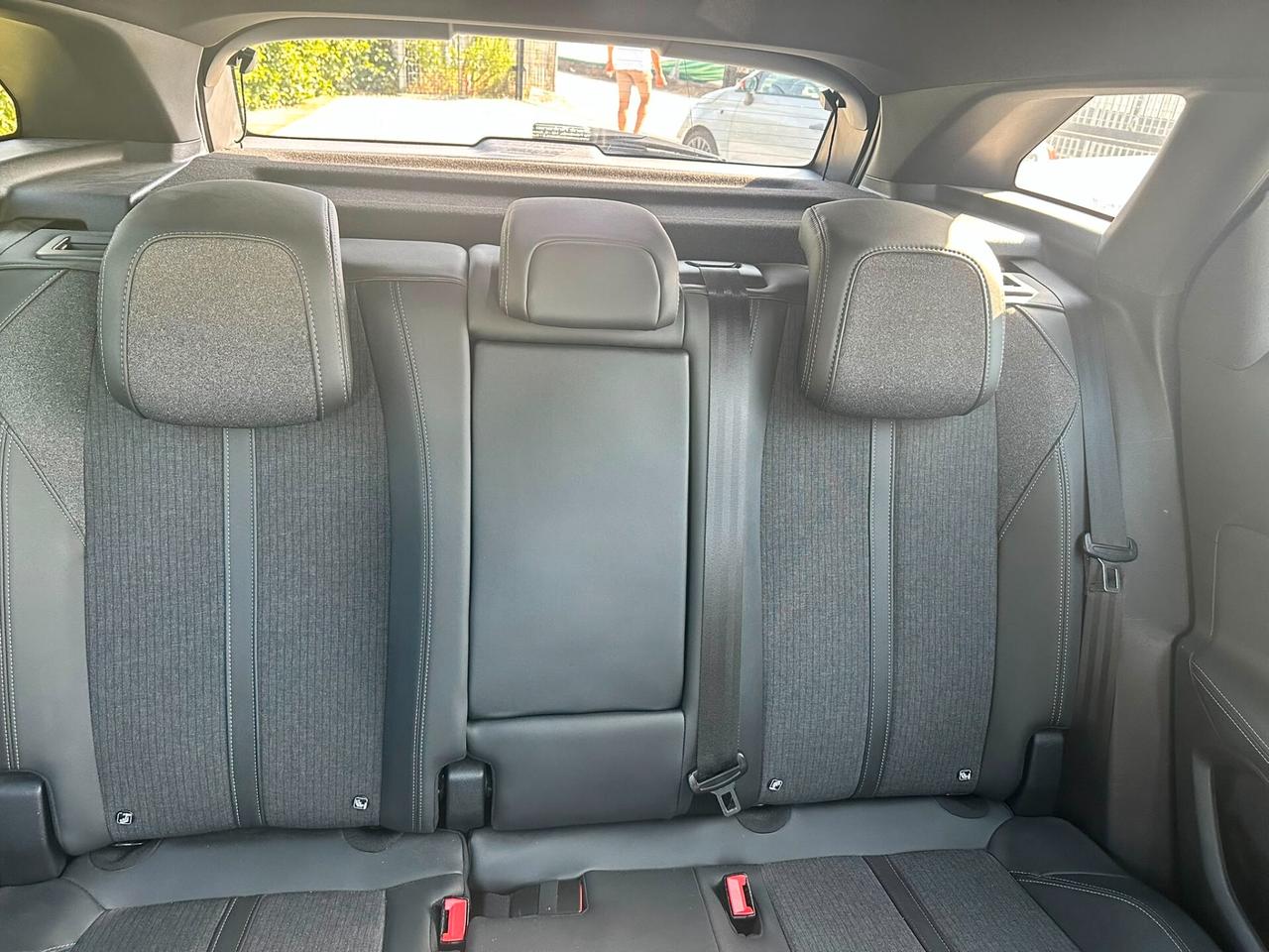 Peugeot 3008 1.5HDI 130 S&S GT Line AUTOMATICA-GOMME NUOVE