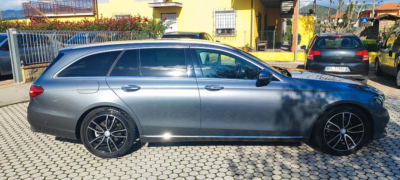 Mercedes-benz E 220 d S.W. Auto Premium Plus