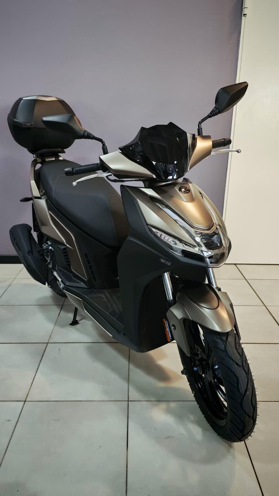 Kymco Agility 125i S