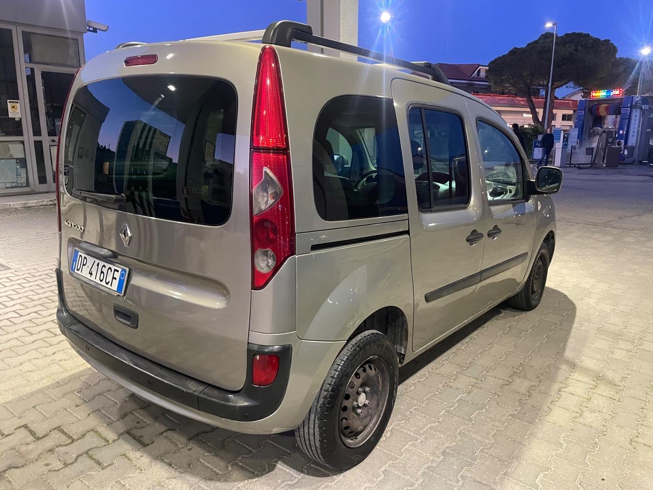 RENAULT KANGOO 1.5 DISEL 2008 NEOPATENTATI .