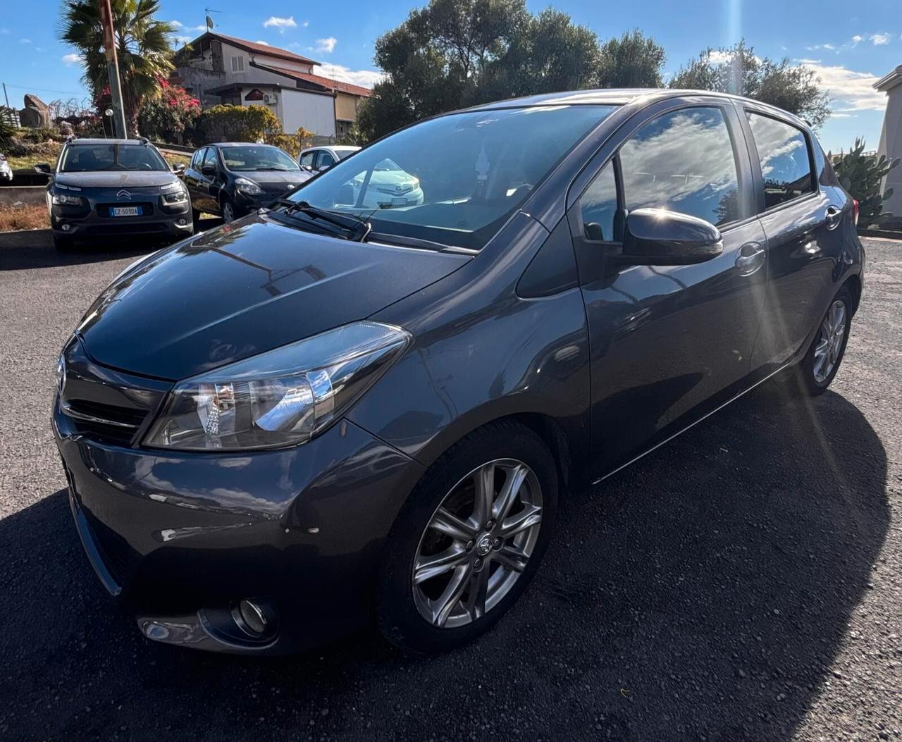 Yaris 1.4 D-4D 5 porte Lounge