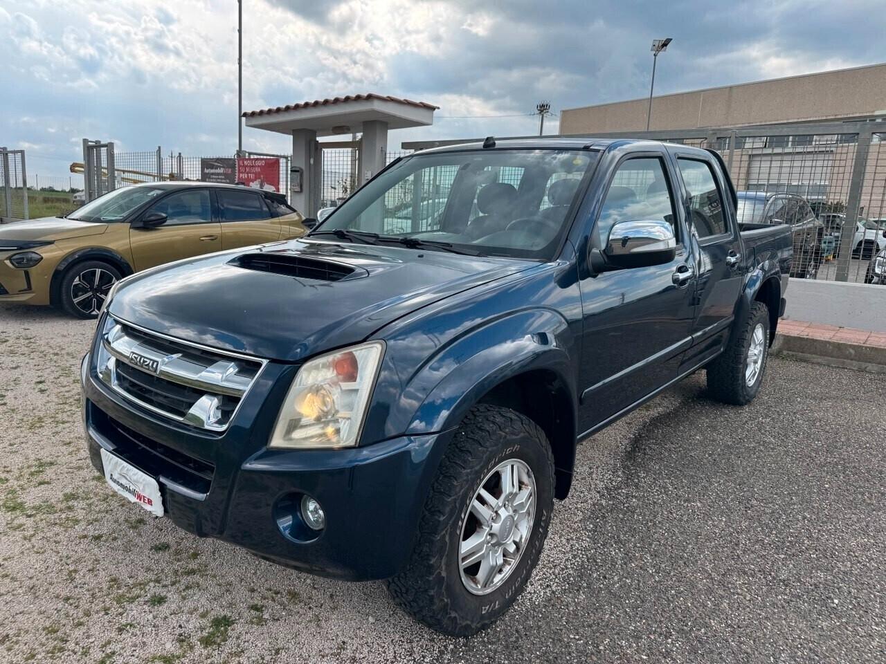 Isuzu D-Max 3.0 TD cat Space Cab 4WD Pick-up LS EU4