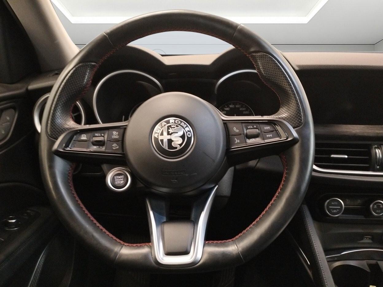 Alfa Romeo Stelvio 2.2 Turbodiesel 190 CV AT8 Q4 Business