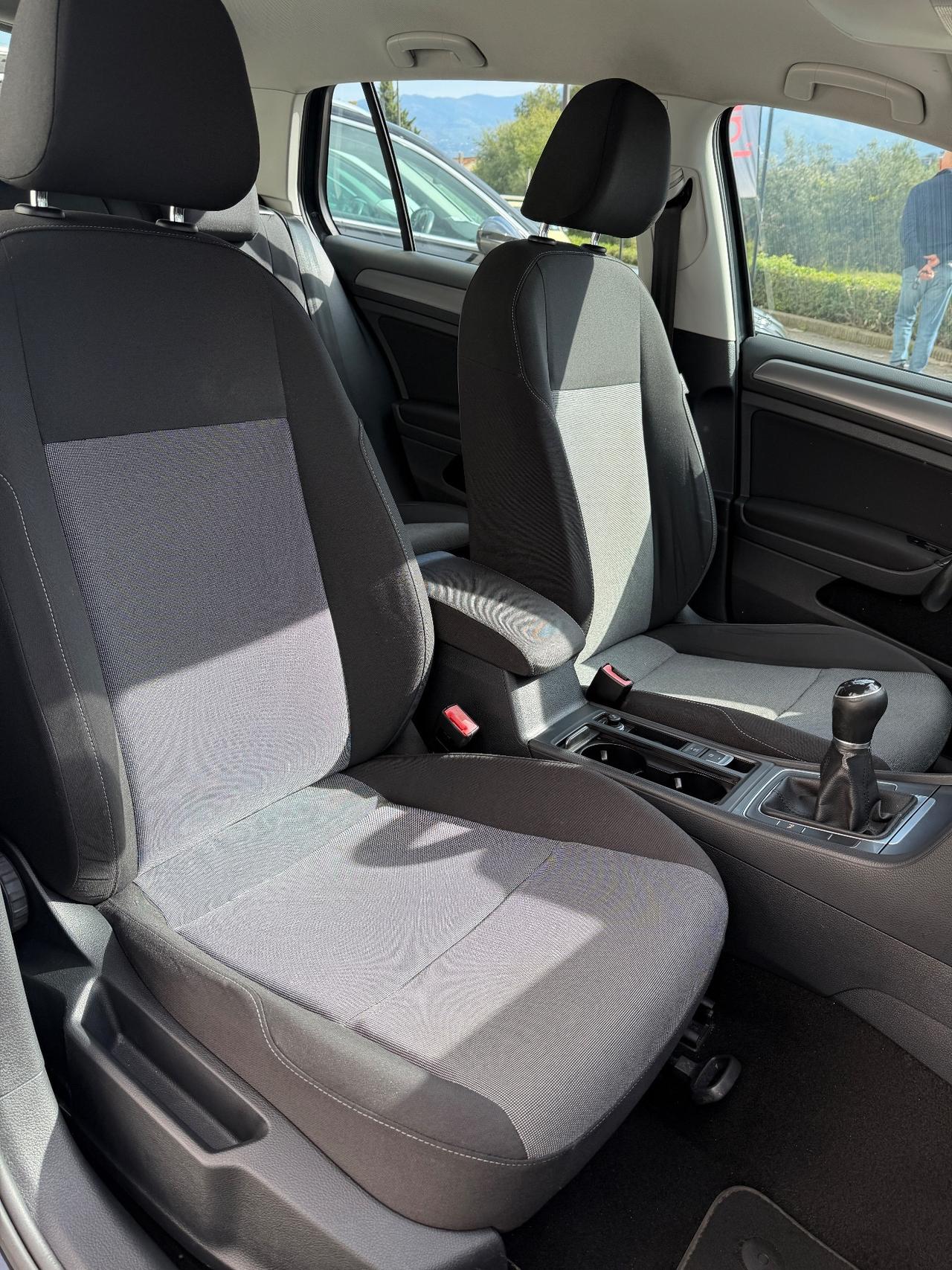 Volkswagen Golf 1.6 TDI 90 CV 5p.