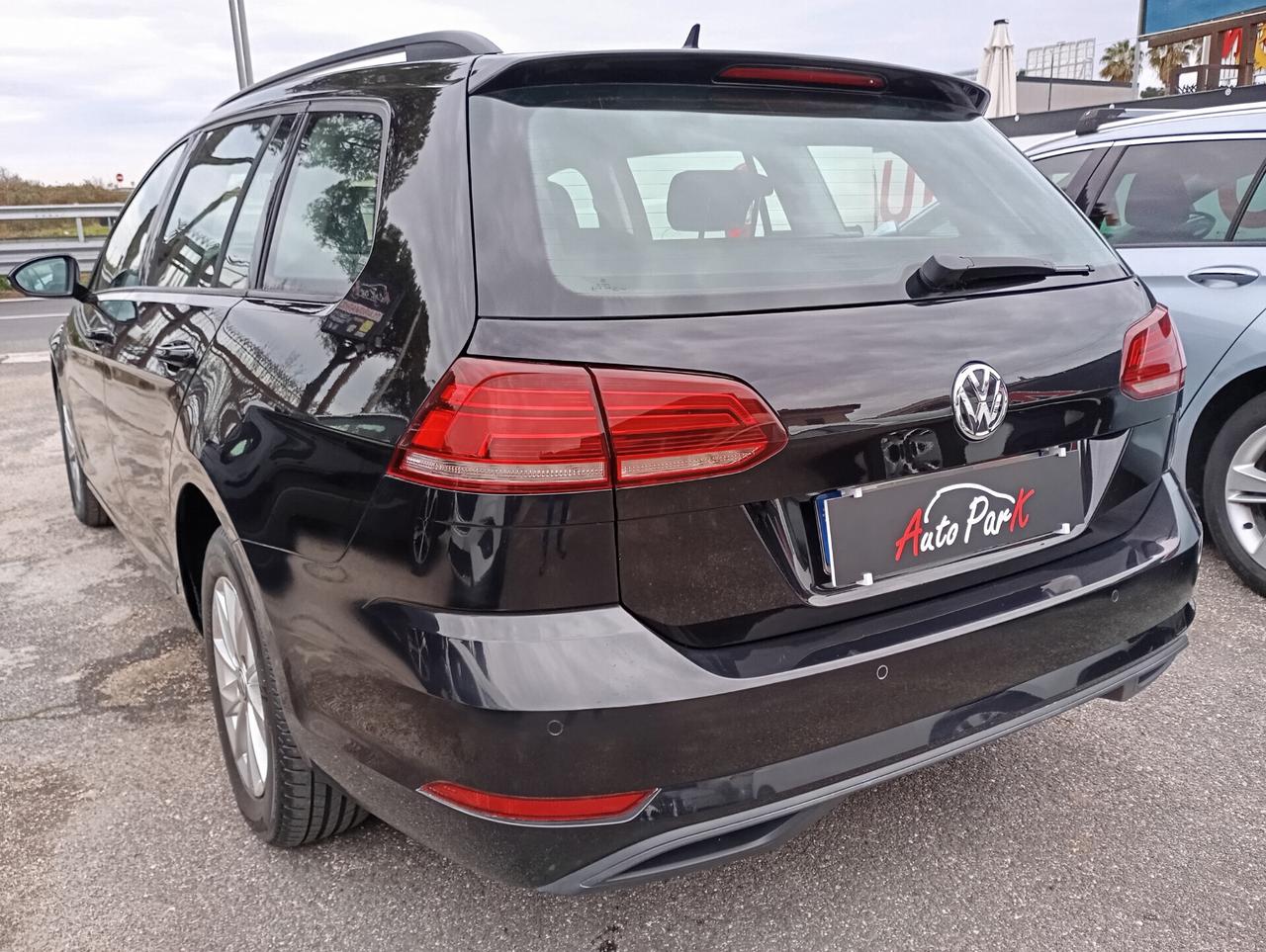 Volkswagen Golf Variant 1.6 TDI 115CV Trend. BMT