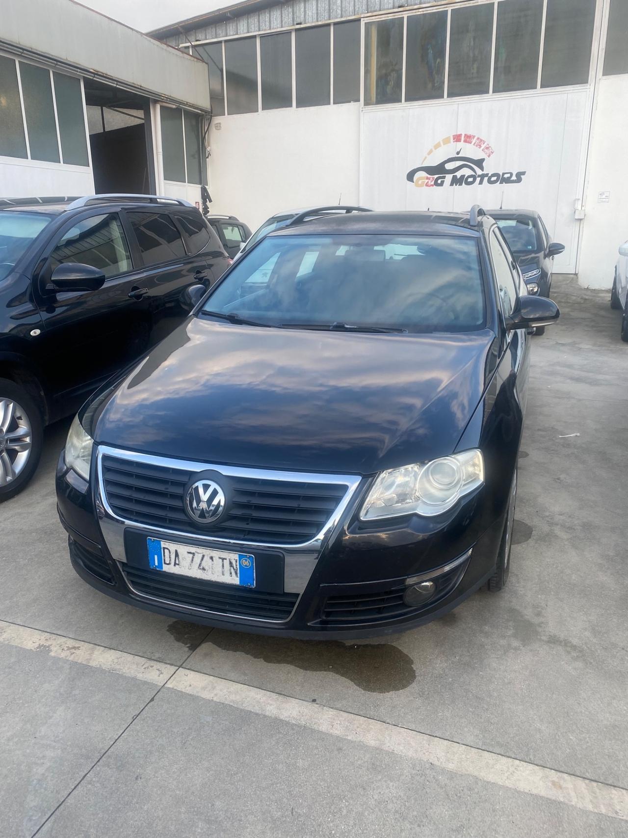 Volkswagen Passat 2.0 16V TDI Var. Highline UNIPRO