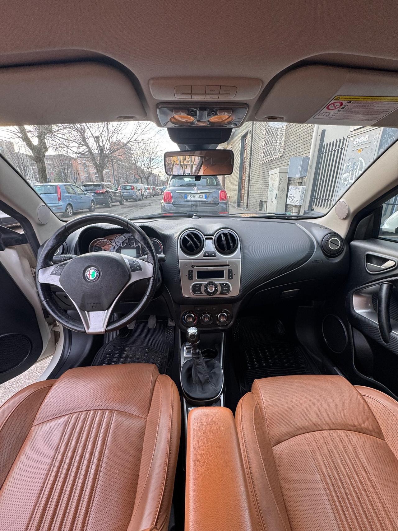 Alfa Romeo MiTo 1.4 78 CV Distinctive pelle Frau