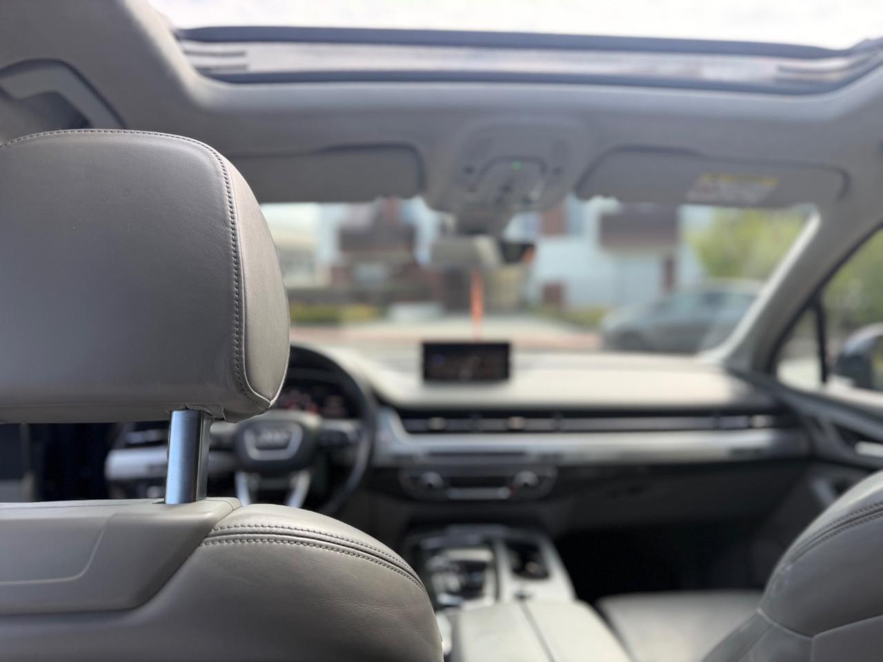 Audi Q7 SQ7 4.0 V8 TDI quattro tiptronic Business Plus