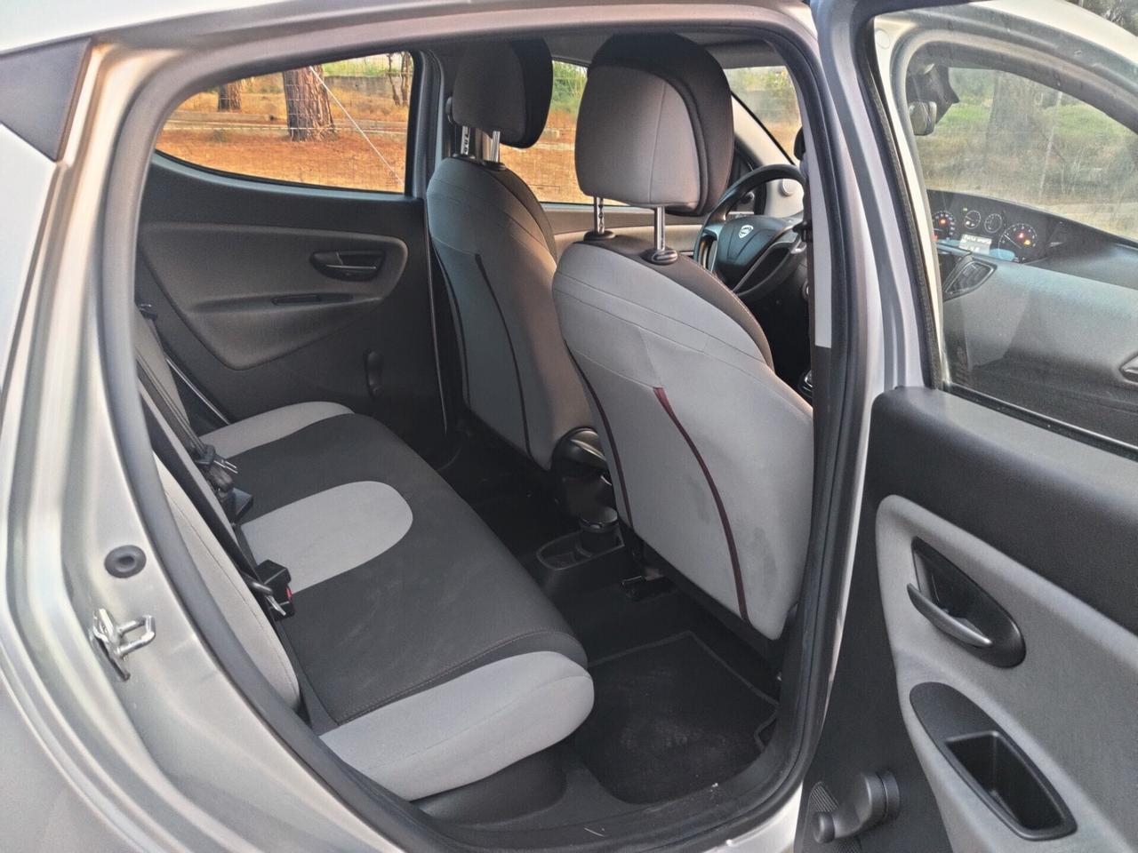 Lancia Ypsilon 1.2 69 CV 5 porte GPL Ecochic 2014