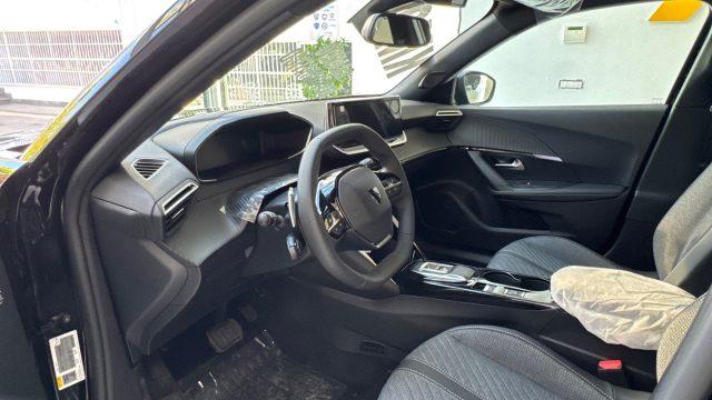 PEUGEOT 2008 Hybrid 136 e-DCS6 Allure tua da ?289,00 mensili