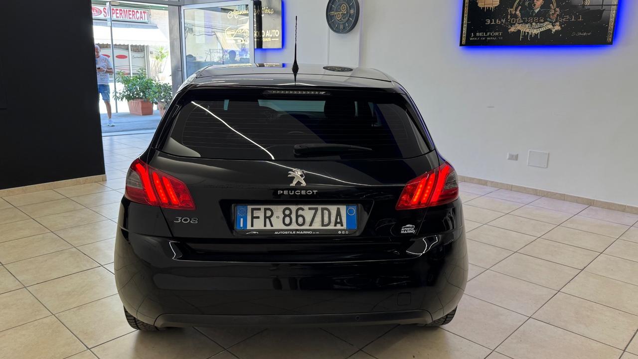 Peugeot 308 BlueHDi 120 S&S Allure-2018