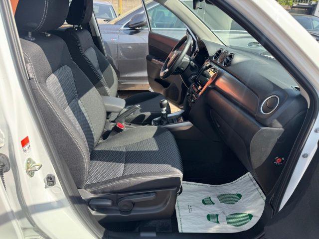 SUZUKI Vitara 1.4 Hybrid Cool