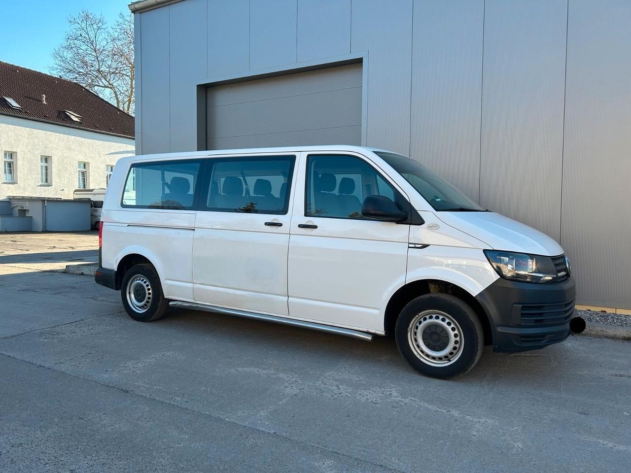 Volkswagen T6 UNICO PROPRIETARIO 9 POSTI
