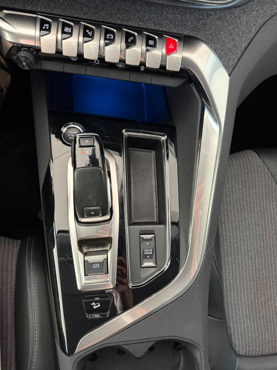 PEUGEOT - 3008 - BlueHDi 130 S&S Allure