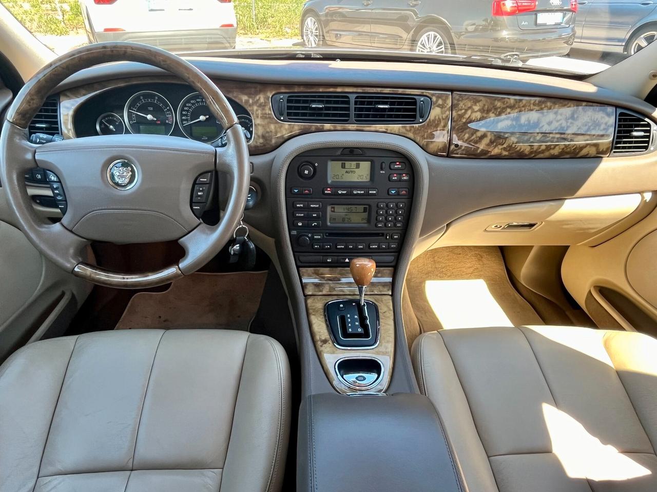 Jaguar S-Type (X206) 2.7 diesel V6 cat Exec.