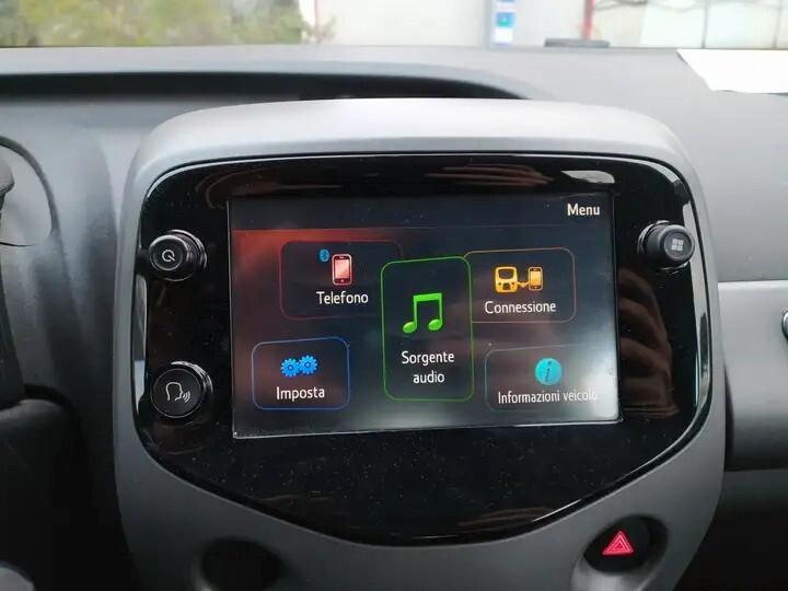 Toyota Aygo Connect 1.0 VVT-i x-cite