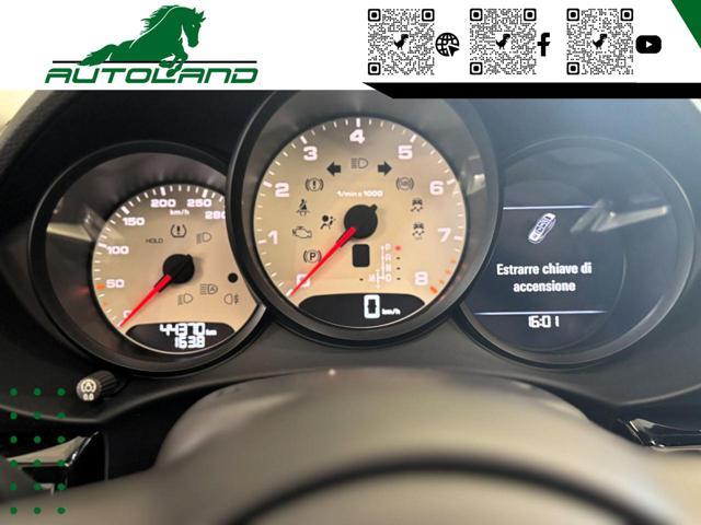 PORSCHE 718 Spyder 2.0 T Pure White PASM Torque Vectoring 300CV