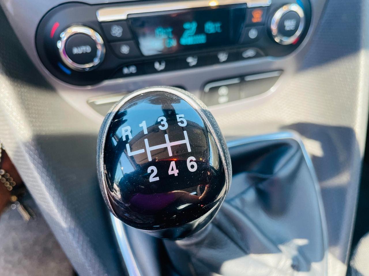 Ford Tourneo Connect7 1.5 TDCi 120 CV Titanium