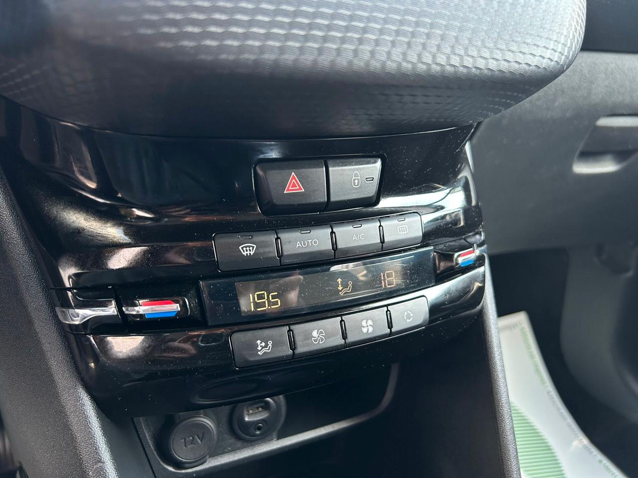 Peugeot 2008 1.6 HDI 100Cv ALLURE Km82.000-2018