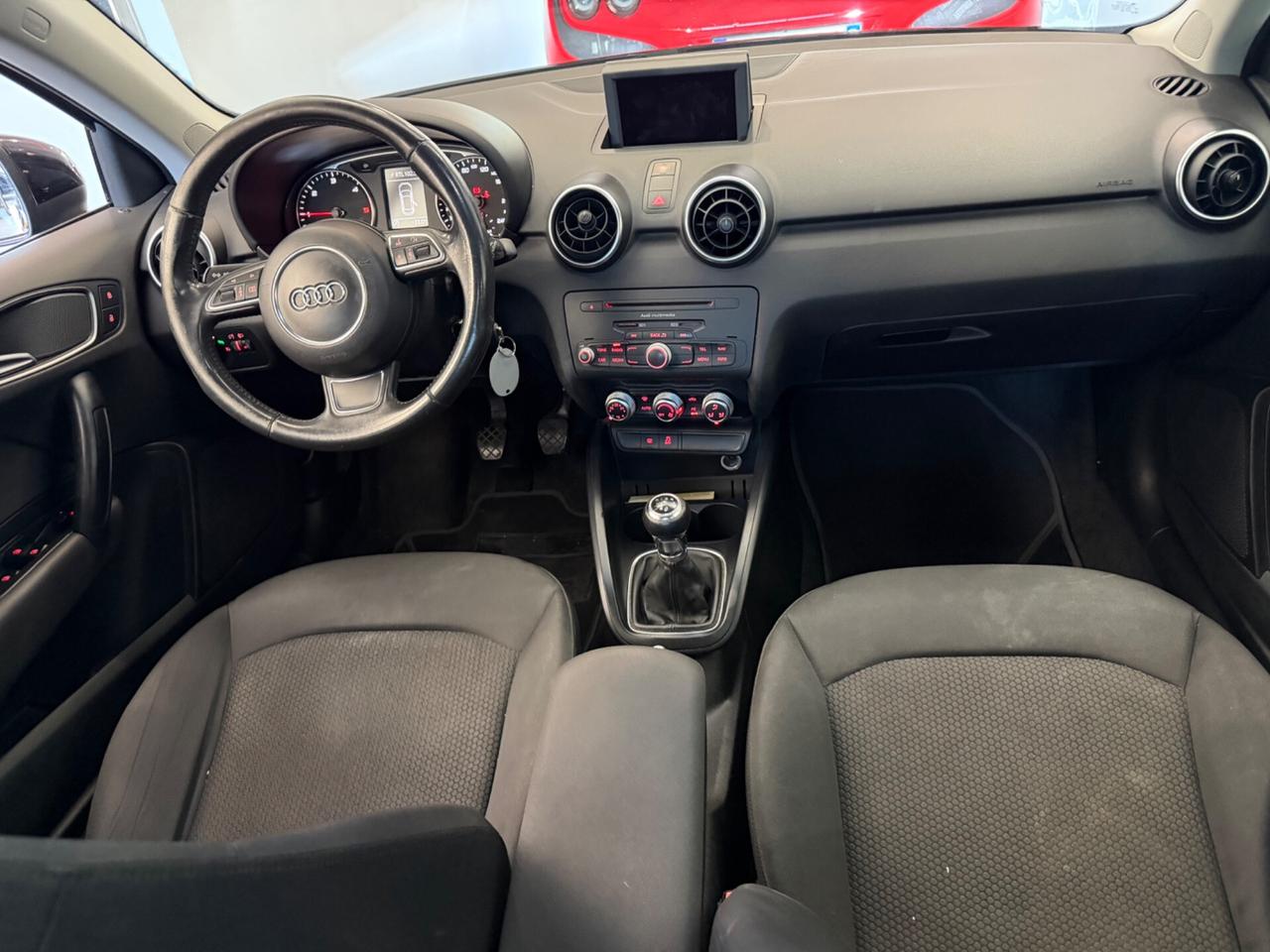 A1 1.6 TDI 90 CV S tronic Admired o.k. neopatentati