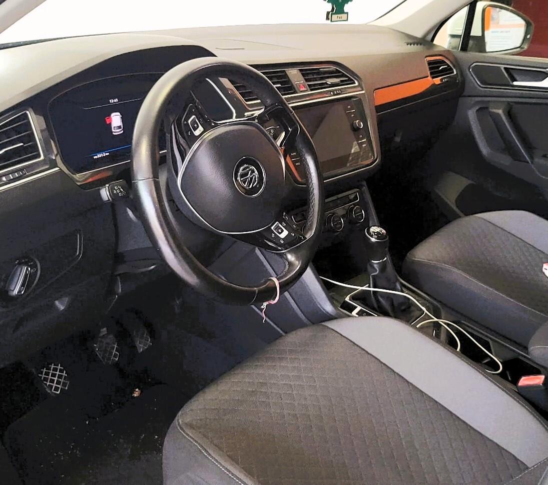 Volkswagen Tiguan R-LINE 1.6 TDI 115CV.