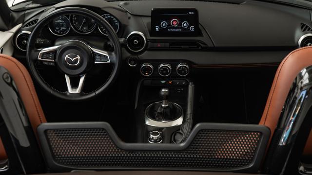 MAZDA MX-5 2.0L Skyactiv-G Kazari
