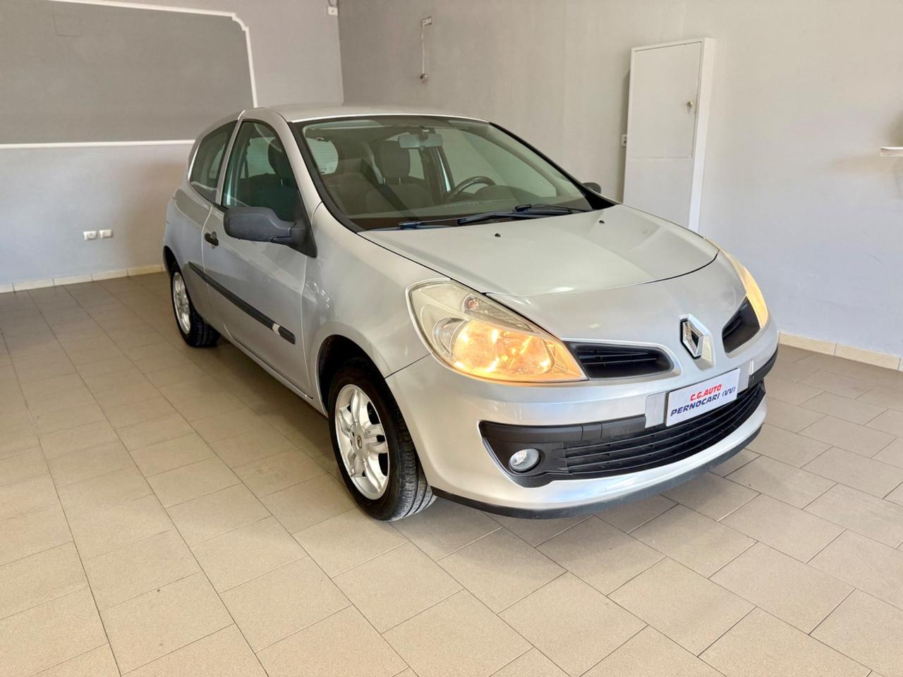 Renault Clio 1.2 16V 3 porte Le Iene